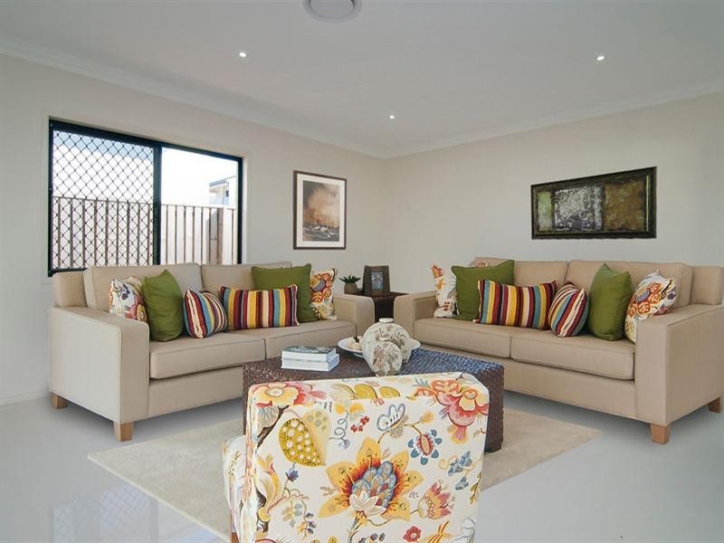 63 Alfred Circuit, Calamvale QLD 4116
