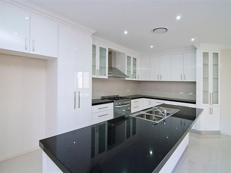63 Alfred Circuit, Calamvale QLD 4116