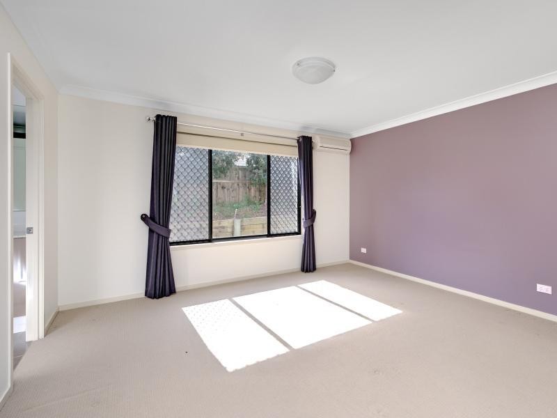 10 Plymouth Place, Calamvale QLD 4116