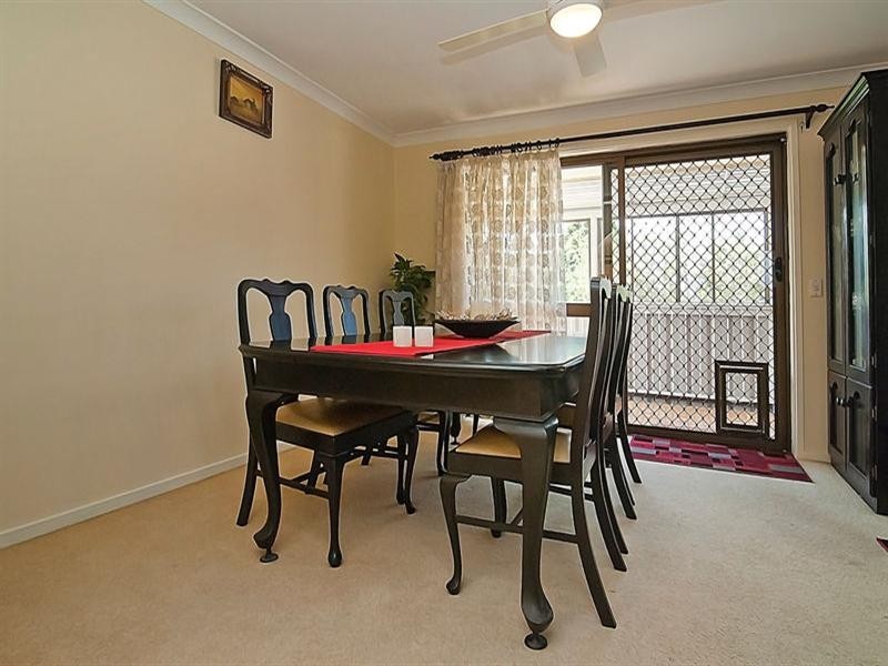 1 Mapleleaf Street, Eight Mile Plains QLD 4113