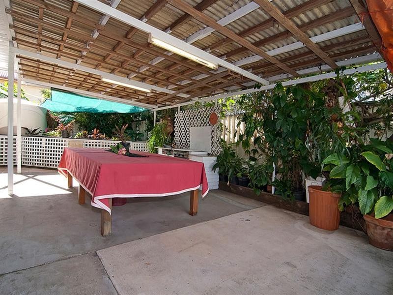 1 Mapleleaf Street, Eight Mile Plains QLD 4113