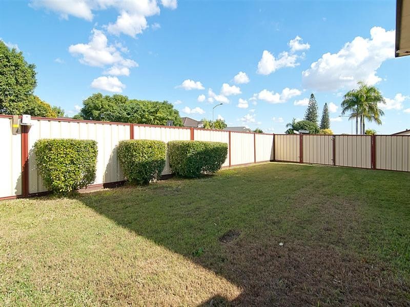 1 Mapleleaf Street, Eight Mile Plains QLD 4113