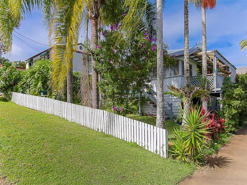 9 Vernon Street, Nambour QLD 4560