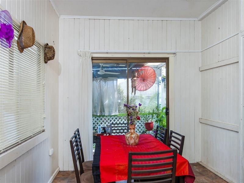 9 Vernon Street, Nambour QLD 4560