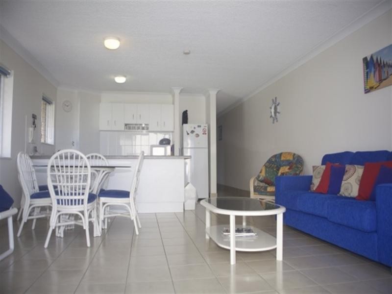 Unit 2 ‘Sanctuary Shores’ 13 Warne Terrace, Kings Beach QLD 4551