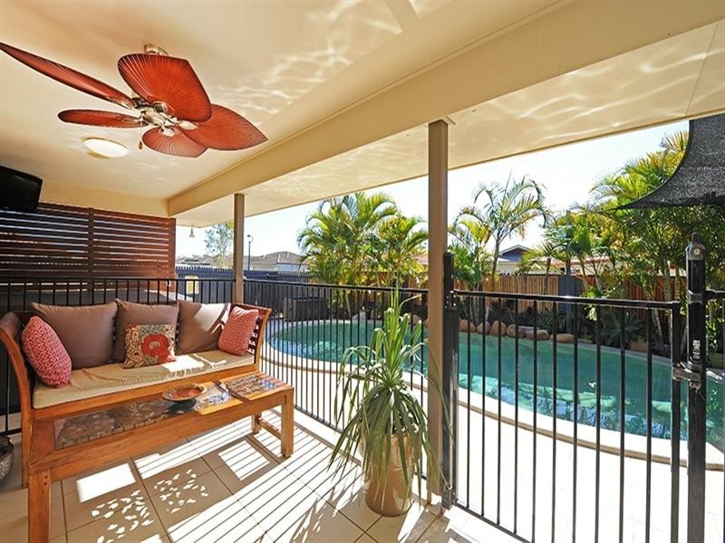 42 Springs Drive, Little Mountain QLD 4551