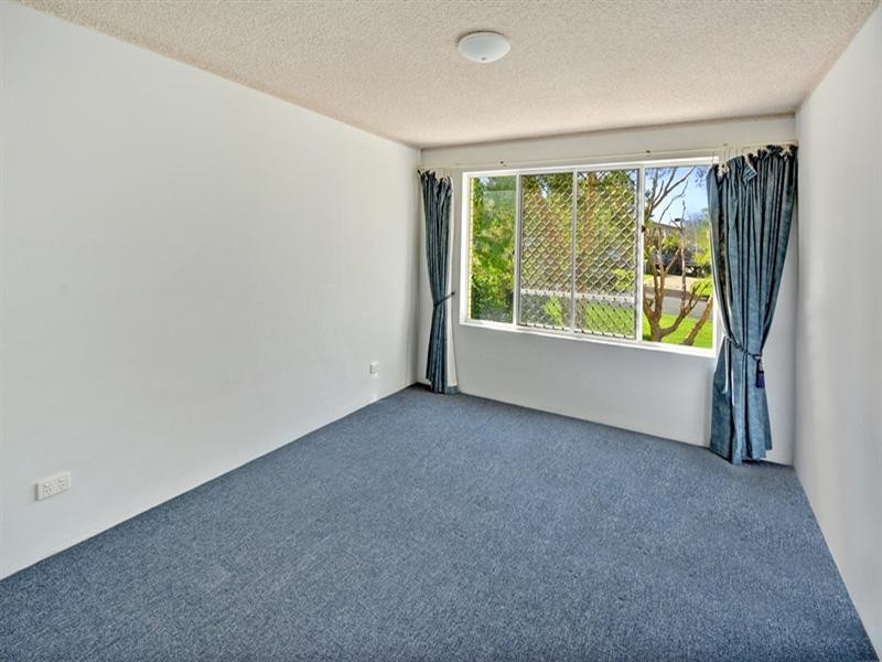 Unit 6 ‘Kensington’ 26 Saltair Street, Kings Beach QLD 4551