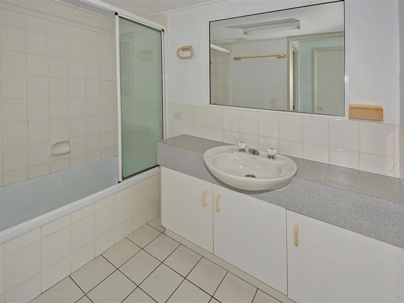 Unit 6 ‘Kensington’ 26 Saltair Street, Kings Beach QLD 4551