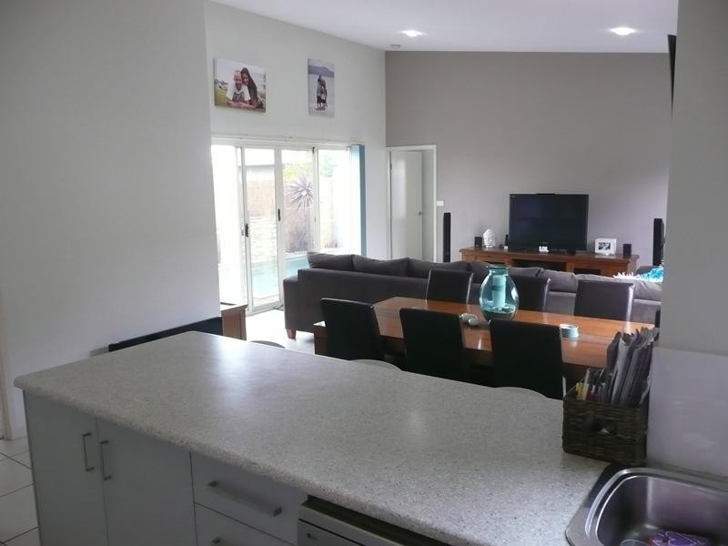 9 Barrine Crescent, Caloundra West QLD 4551