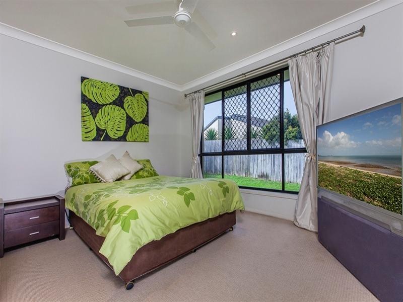 60 O’Reilly Drive, Caloundra West QLD 4551