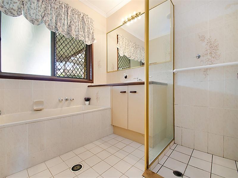 18 Poatina Street, Wurtulla QLD 4575