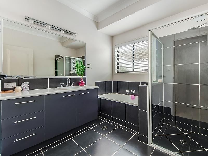 59 Crater Street, Caloundra West QLD 4551