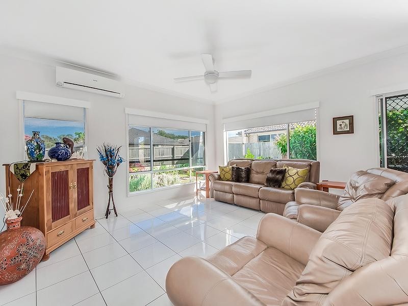 61 Rawson Street, Caloundra West QLD 4551