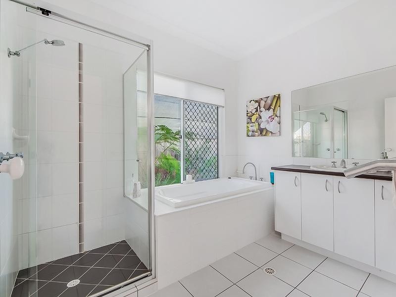 61 Rawson Street, Caloundra West QLD 4551