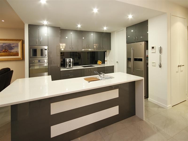 35 Barbuda Circuit, Kawana Island QLD 4575