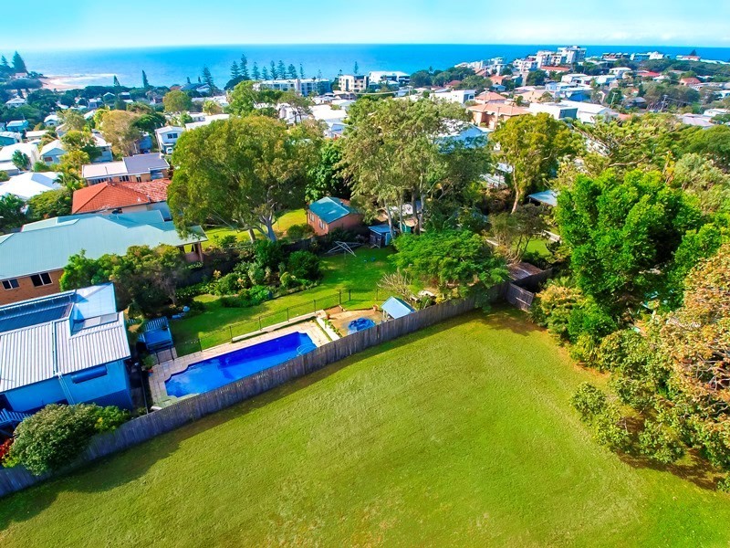 7 Derby Road, Moffat Beach QLD 4551