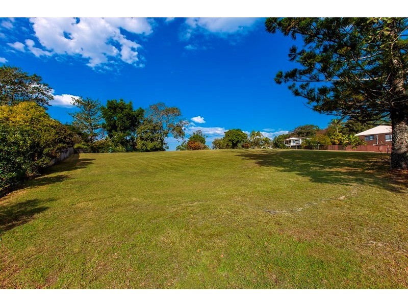 7 Derby Road, Moffat Beach QLD 4551