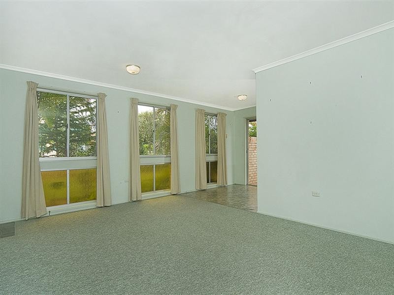 23 Rowell Street, Battery Hill QLD 4551