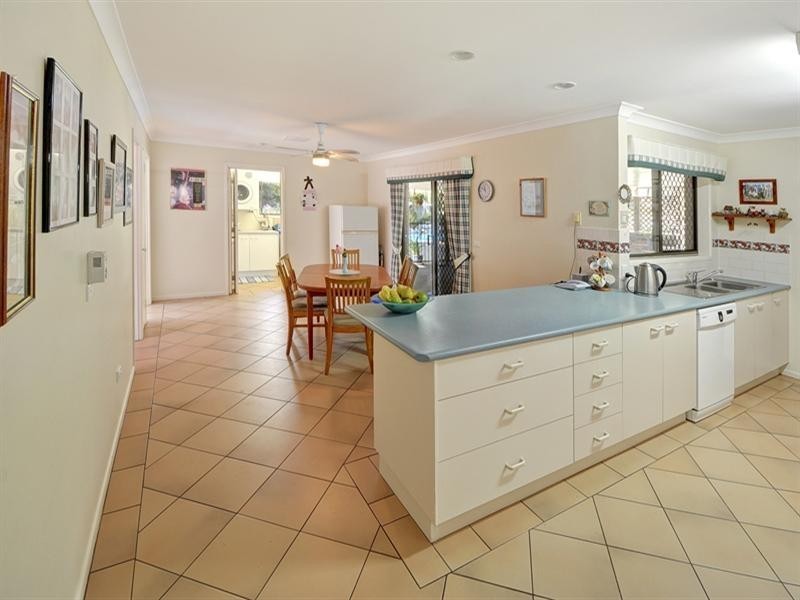 32 Casuarina Drive, Little Mountain QLD 4551