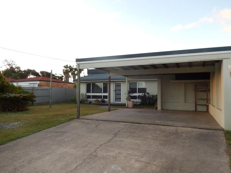 5 Kambora Street, Warana QLD 4575