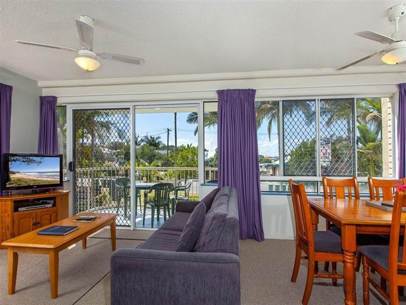 Unit 2 ‘Cheltenham’ 40 King Street, Kings Beach QLD 4551