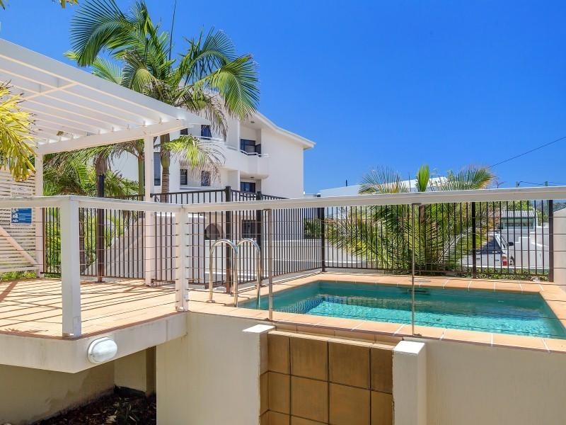 Unit 5 ‘Jomar’ 21 McIlwraith Street, Moffat Beach QLD 4551