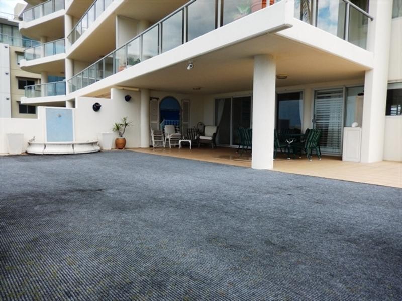 Unit 2 ‘The Lighthouses Caloundra’ 5 Canberra Terrace, Kings Beach QLD 4551