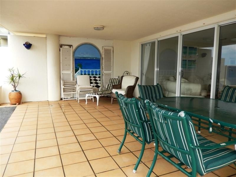 Unit 2 ‘The Lighthouses Caloundra’ 5 Canberra Terrace, Kings Beach QLD 4551