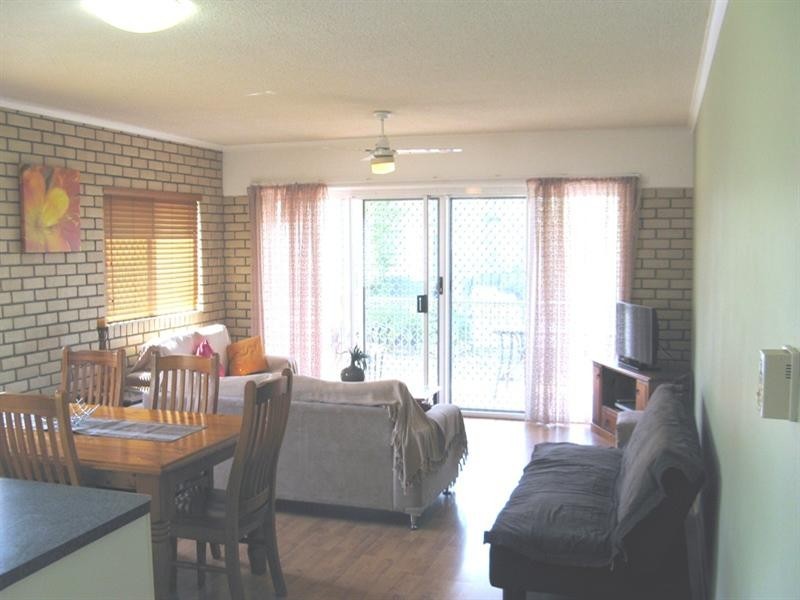 Unit 12 ‘Whitecaps’ 44 Edmund Street, Kings Beach QLD 4551