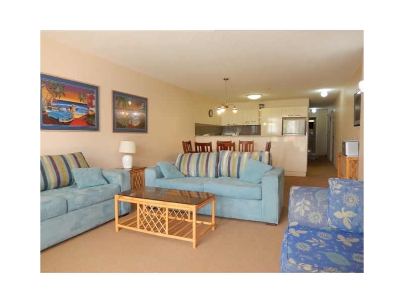 Unit 3 ‘Seapoint’ 32 Victoria Terrace, Kings Beach QLD 4551