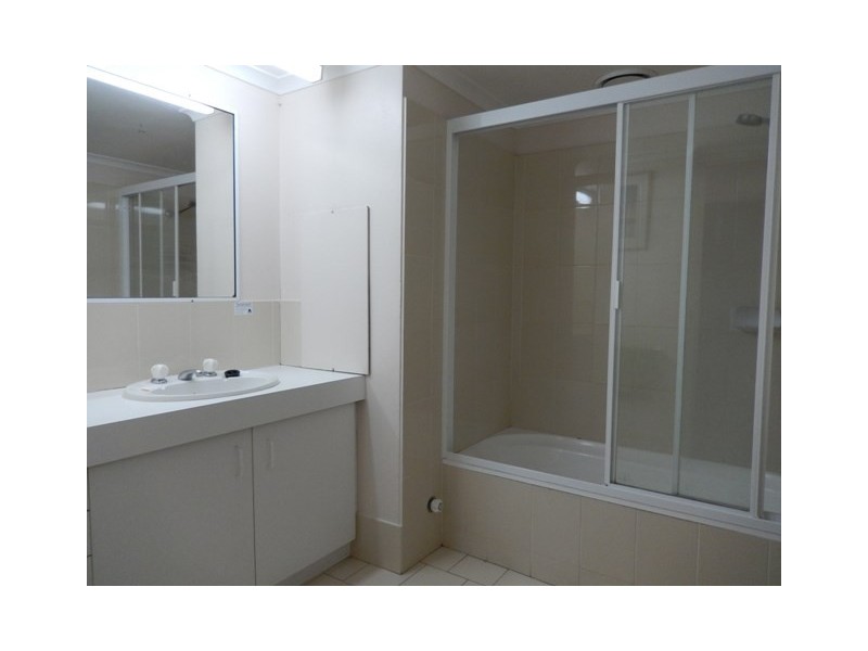 Unit 3 ‘Seapoint’ 32 Victoria Terrace, Kings Beach QLD 4551