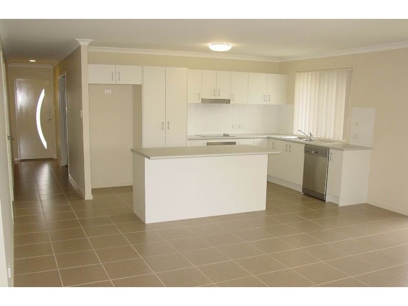 24 Silvereye Street, Sippy Downs QLD 4556