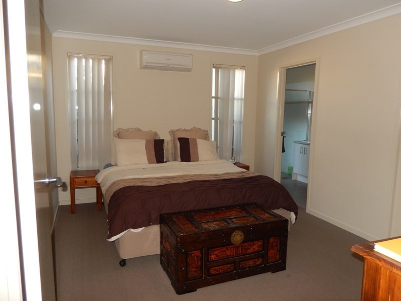 24 Silvereye Street, Sippy Downs QLD 4556