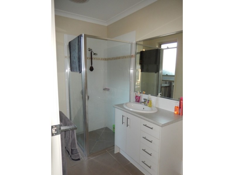 24 Silvereye Street, Sippy Downs QLD 4556