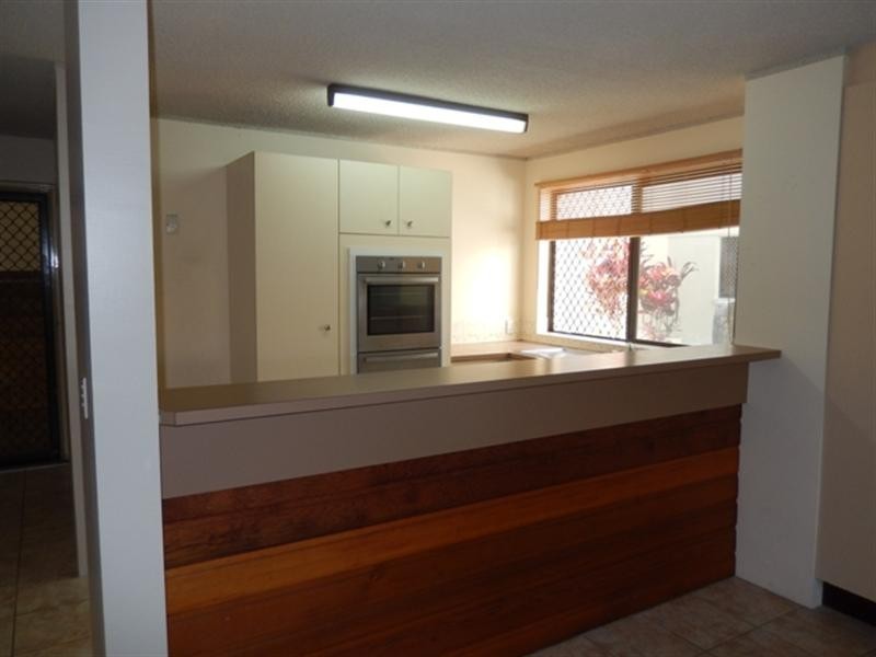 Unit 2 ‘Sealanes’ 43 Albert Street, Kings Beach QLD 4551