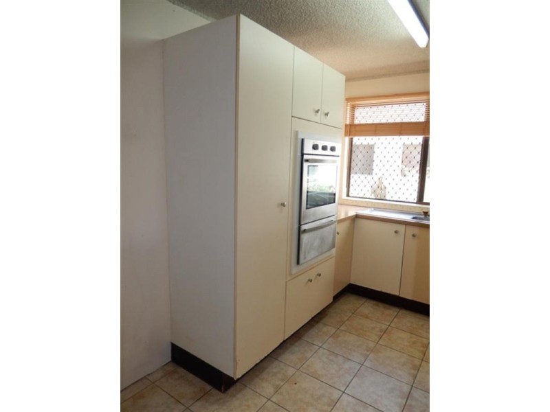 Unit 2 ‘Sealanes’ 43 Albert Street, Kings Beach QLD 4551