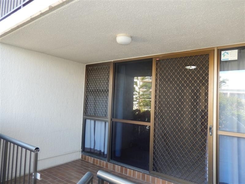 Unit 2 ‘Sealanes’ 43 Albert Street, Kings Beach QLD 4551