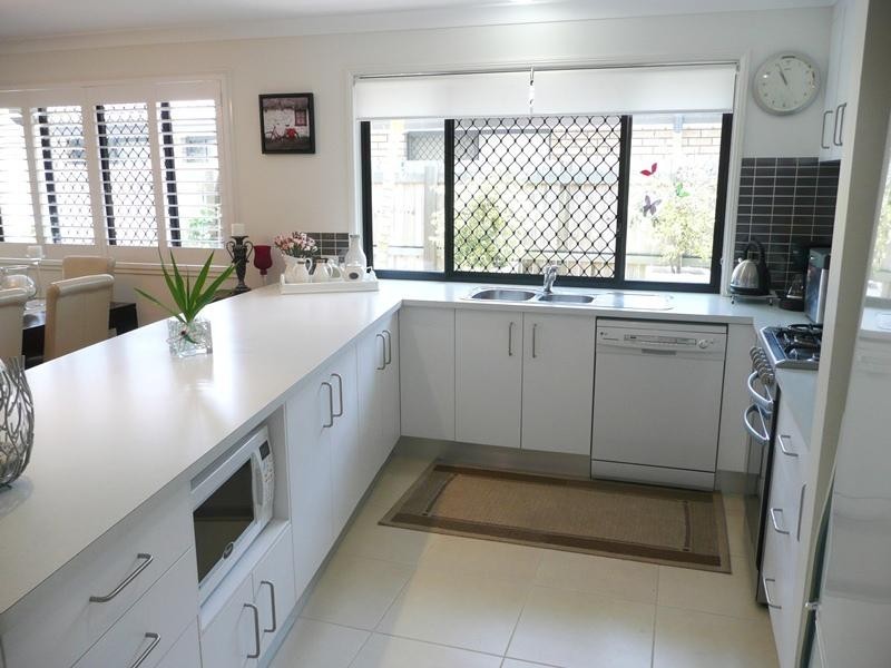 9 Gairdner Street, Caloundra West QLD 4551