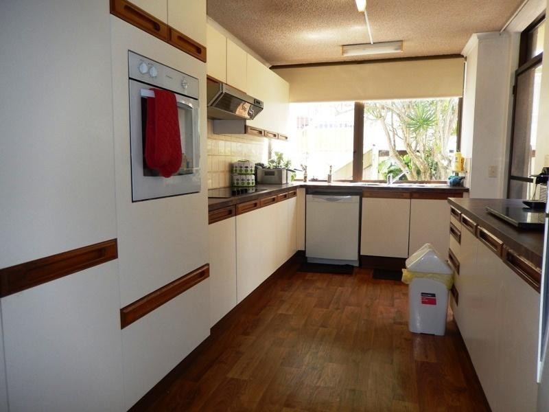 Unit 1 ‘Araluen’ 10 Bulcock Beach Esplanade, Caloundra QLD 4551