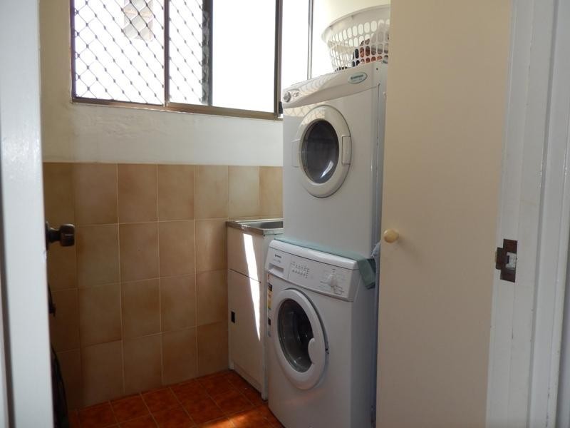 Unit 1 ‘Araluen’ 10 Bulcock Beach Esplanade, Caloundra QLD 4551