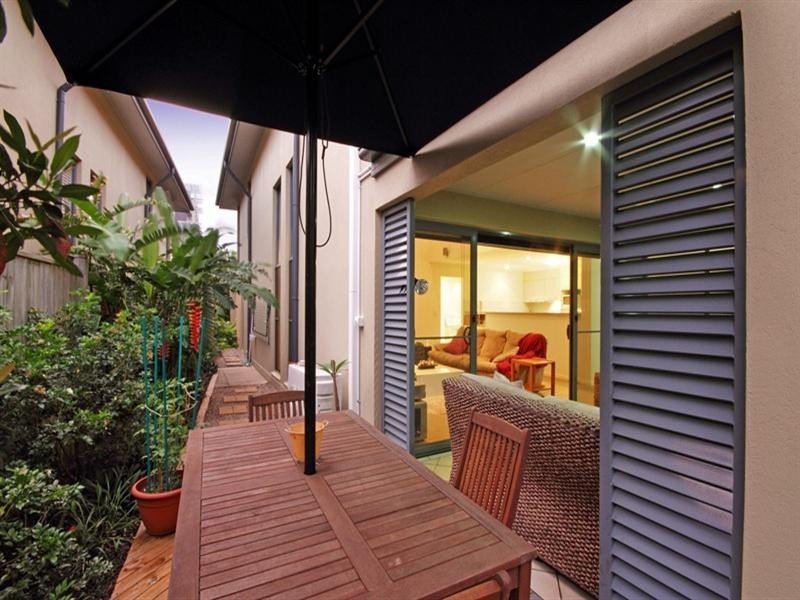 Unit 91 ‘Vardon Point’ 1 Millennium Circuit, Pelican Waters QLD 4551