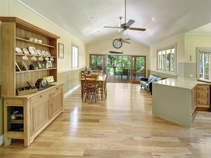 17 Sunset Drive, Little Mountain QLD 4551