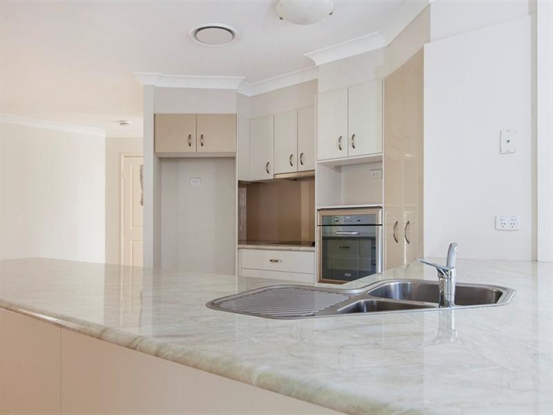 4 Bongaree Drive, Pelican Waters QLD 4551