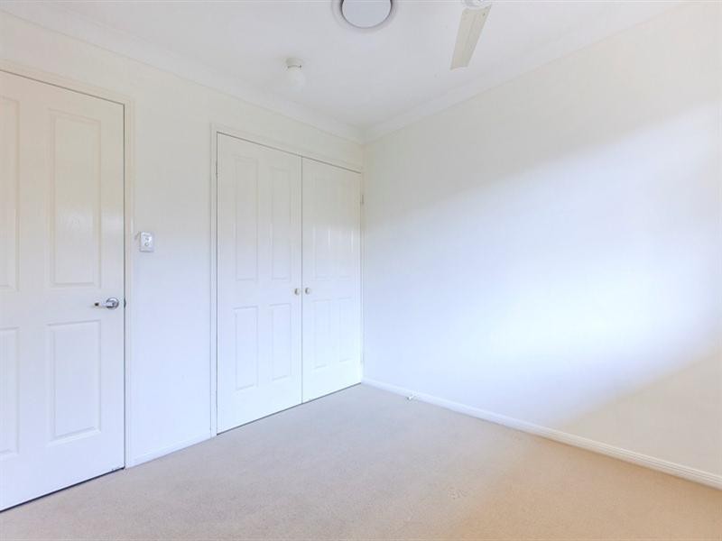 4 Bongaree Drive, Pelican Waters QLD 4551
