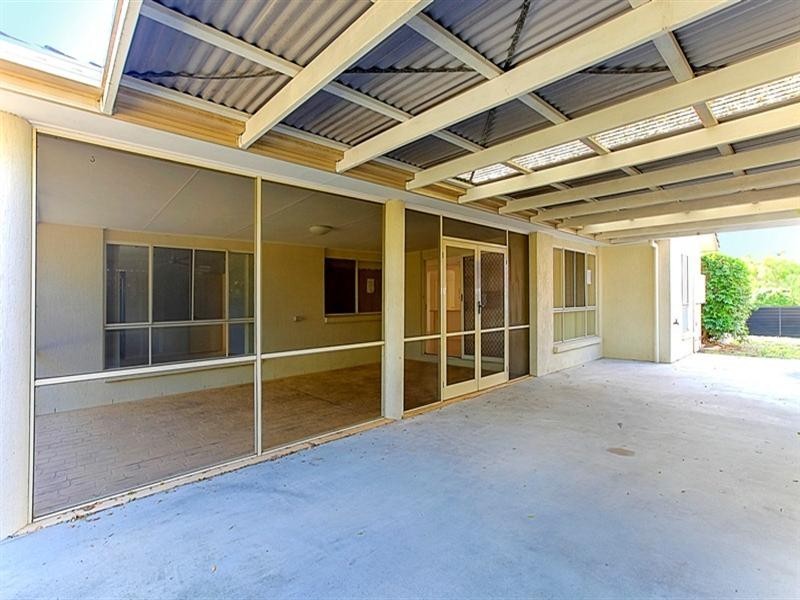 4 Bongaree Drive, Pelican Waters QLD 4551