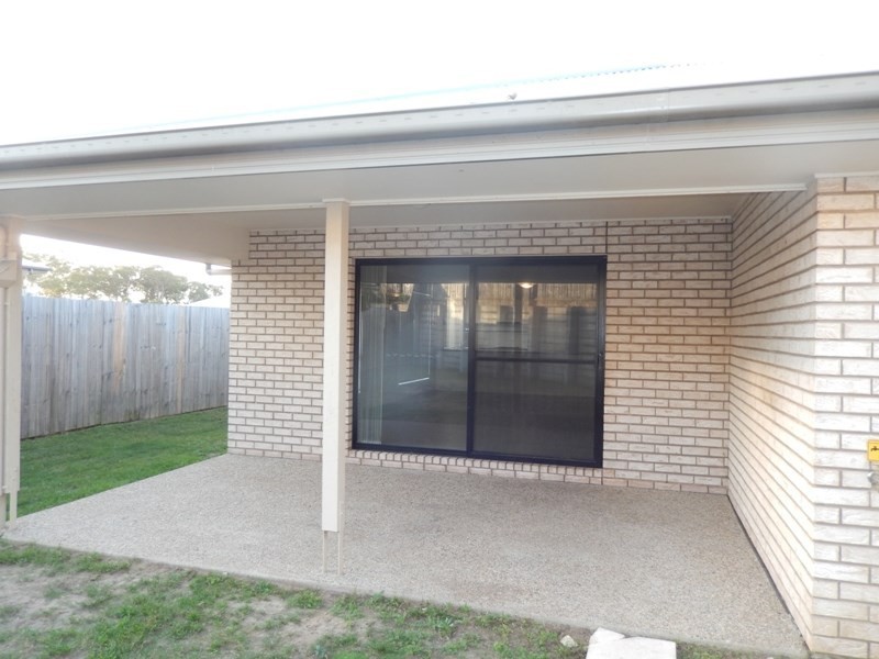 9 Middle Park, Little Mountain QLD 4551