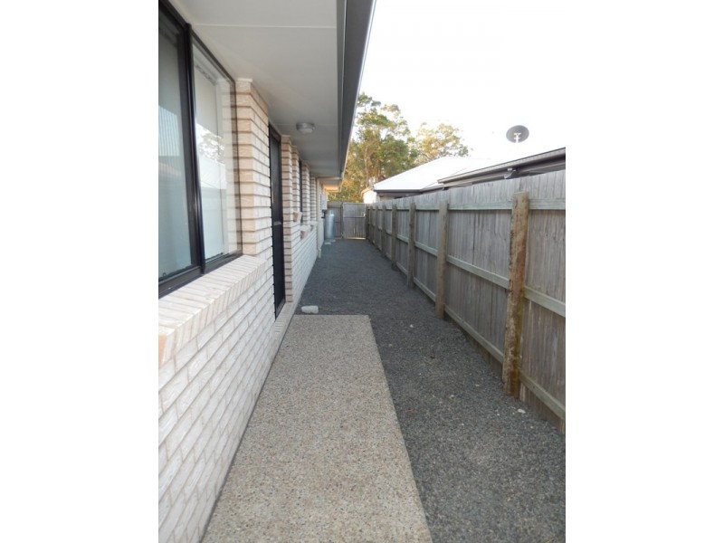 9 Middle Park, Little Mountain QLD 4551