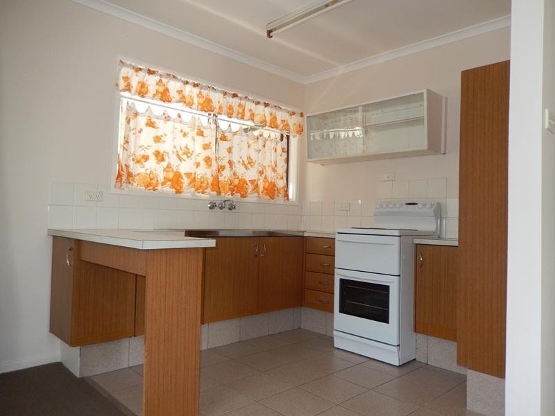 Unit 2/37 Anning Avenue, Golden Beach QLD 4551