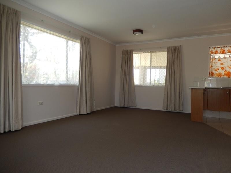 Unit 2/37 Anning Avenue, Golden Beach QLD 4551