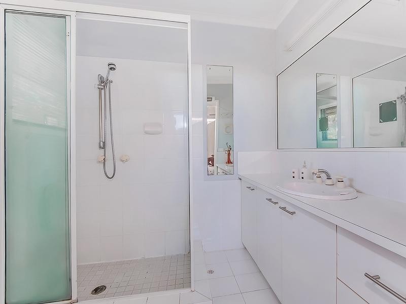 14 Pakenham Street, Aroona QLD 4551